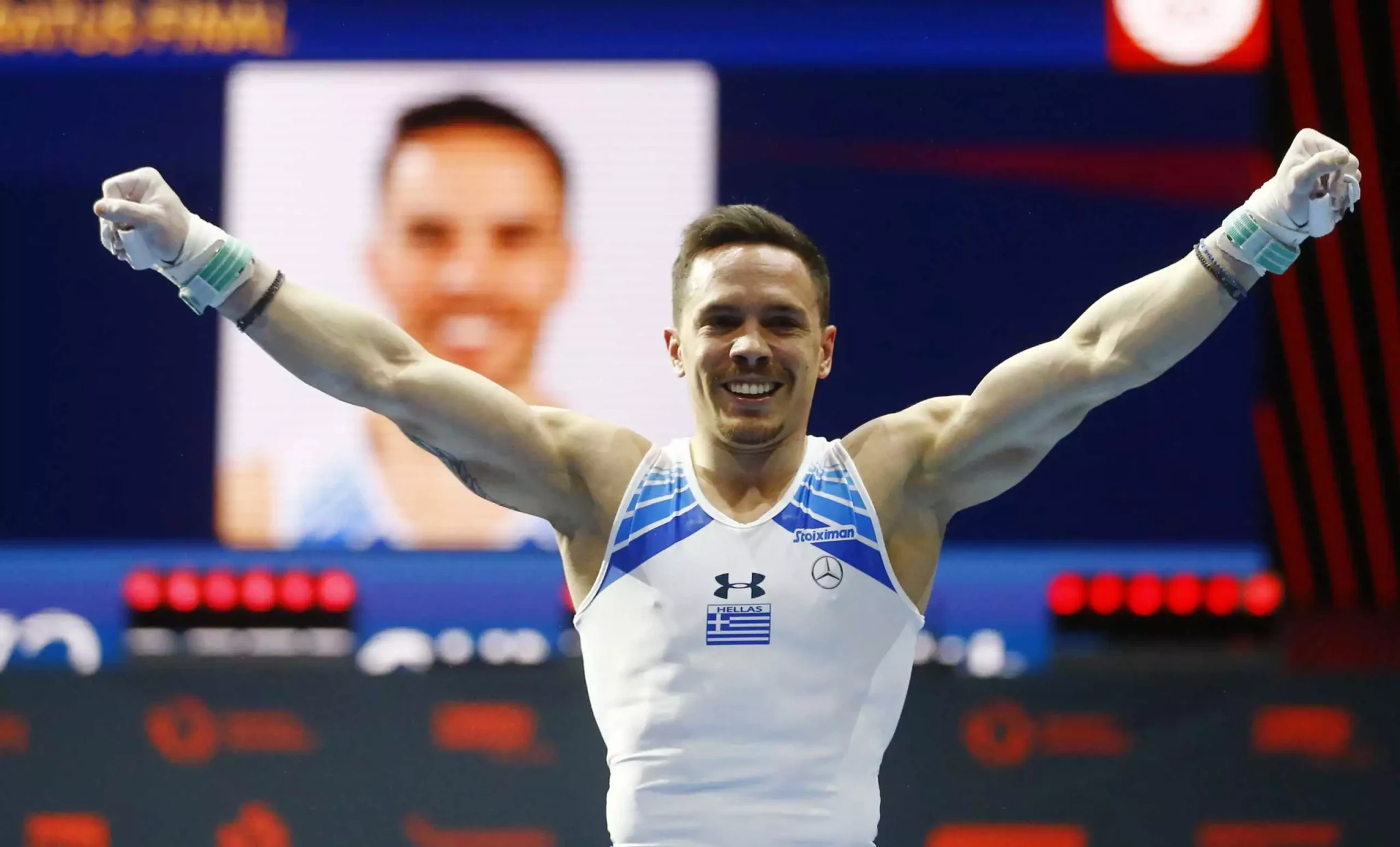 Petrounias scaled